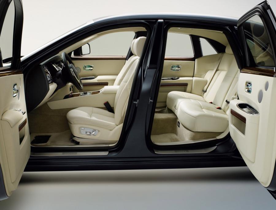  Rolls-Royce 200EX Concept 2009 года  (фото 4 из 11)